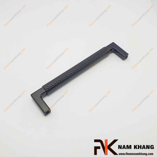 Tay cầm cửa tủ màu đen mờ NK003N-DM-FHOMENAMKHANG