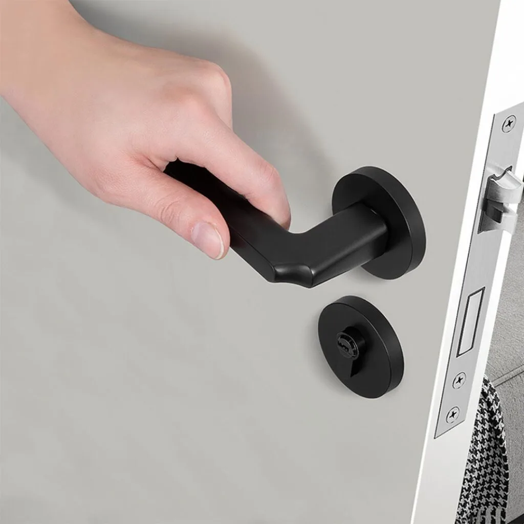Tổng hợp những lỗi thường gặp và giải pháp khắc phục ở khóa cửa 4 khoa cua cao cap fhomenamkhang1 1