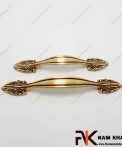 Tay nắm cửa tủ bằng đồng vàng cổ điển NK042D-RC FHOMENAMKHANG