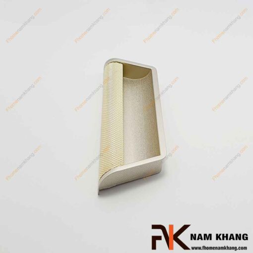 Tay nắm âm cửa tủ phối ghi vàng NK462X-GV FHOMENAMKHANG