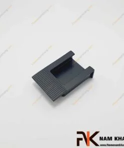 Tay nắm âm cửa tủ màu đen NK099S-D FHOMENAMKHANG