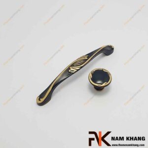 Núm nắm cửa tủ bằng đồng cổ điển NK160D-BCF FHOMENAMKHANG